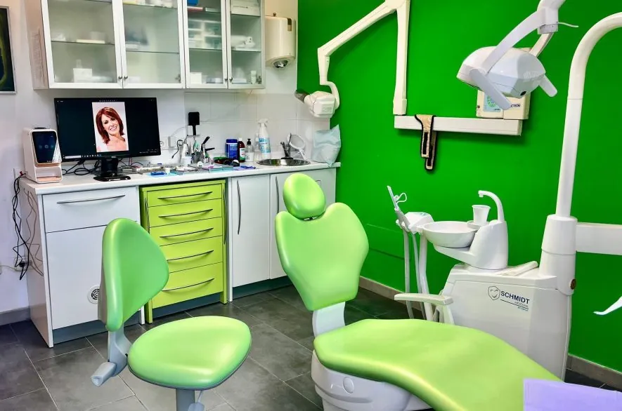 Gabinete dental de la clínica